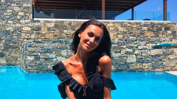 Eliška Bučková na Krétě: Předvedla sexy plavky i křivky