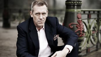Hugh Laurie chce v Čechách otevřít obálku fyzické roztomilosti
