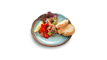 Prostřeno: Tuna tartare s chilli a koriandrem