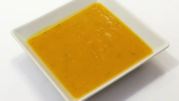 Prostřeno: Dýňová polévka s krutony