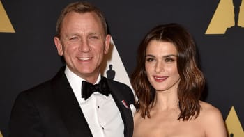 Představitel Jamese Bonda bude mít dalšího potomka! Pro tentokrát mu porodí dítko Rachel Weisz