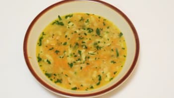 Prostřeno: Jemná zeleninová polévka