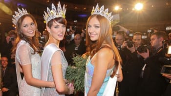 Česko si zvolilo nejkrásnější dívky pro rok 2013