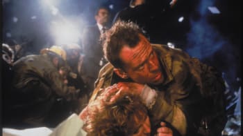 Vyvázne Bruce Willis živý ze smrtonosné pasti? Uvidíte v pátek večer
