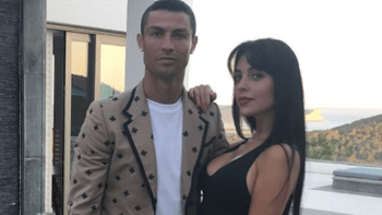 Ronaldo si užívá poslední dovolené i své milé před pracovní morálkou