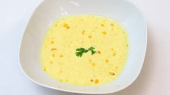 Prostřeno: Krémová kukuřicová polévka