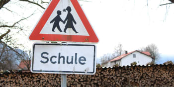 Německá škola odmítla přijmout žáka údajně kvůli politickým názorům rodičů