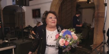 Jiřina Bohdalová skončila kvůli vedrům v nemocnici. Čerpám sílu, vzkazuje fanouškům