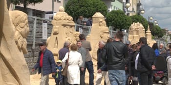 VIDEO: Velké sochy z písku v Písku