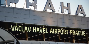 Na pražském letišti zasahovali pyrotechnici. Muž oznámil umístění bomb, zařízení se nenašlo