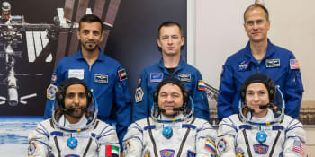 První Arab v Mezinárodní vesmírné stanici. Prvenství mají Spojené arabské emiráty. Své modlitby chce vysílat na Zemi
