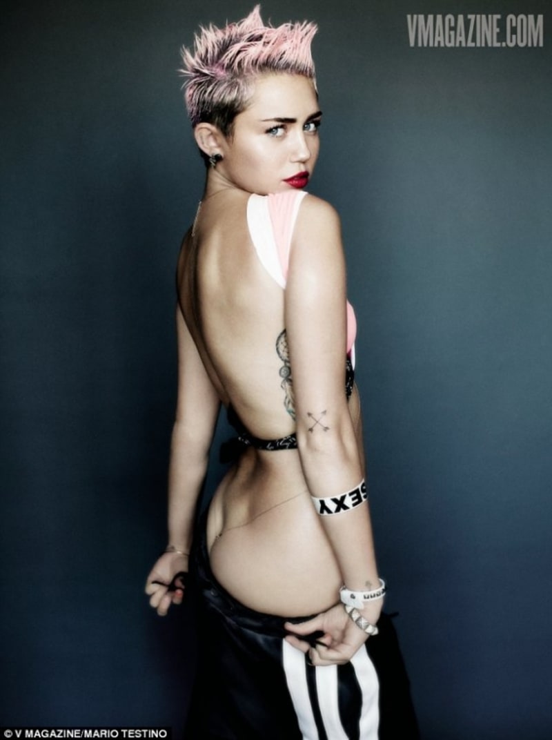 Miley je ikonou americké mládeže