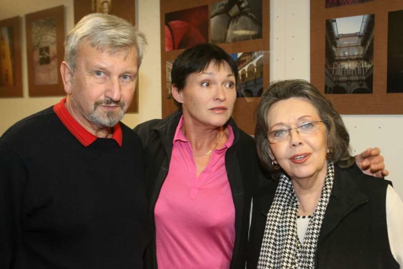 Jan Cimický, Valerie Zawadská a Jiřina Jirásková