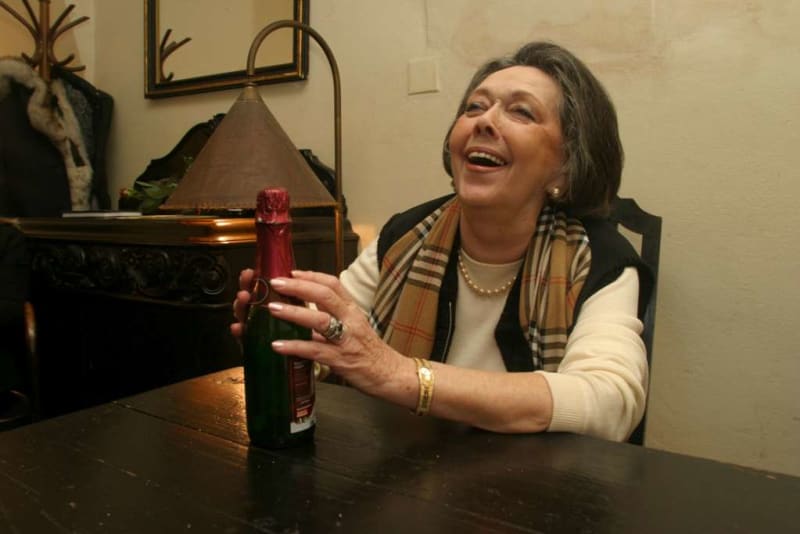 Jiřina Jirásková si ráda koštla i dobrého pití