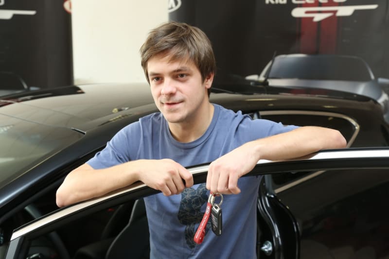 Jiří Mádl ve svém novém autě