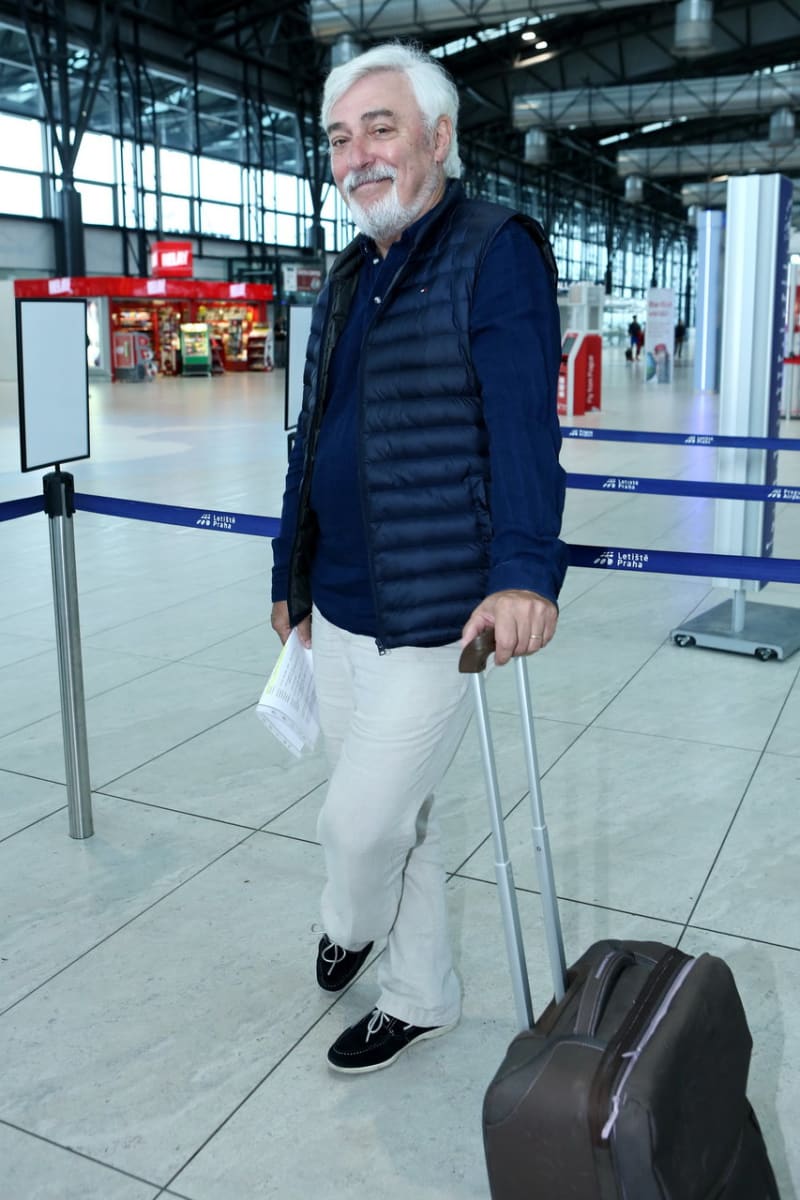 Jan Rosák na letišti