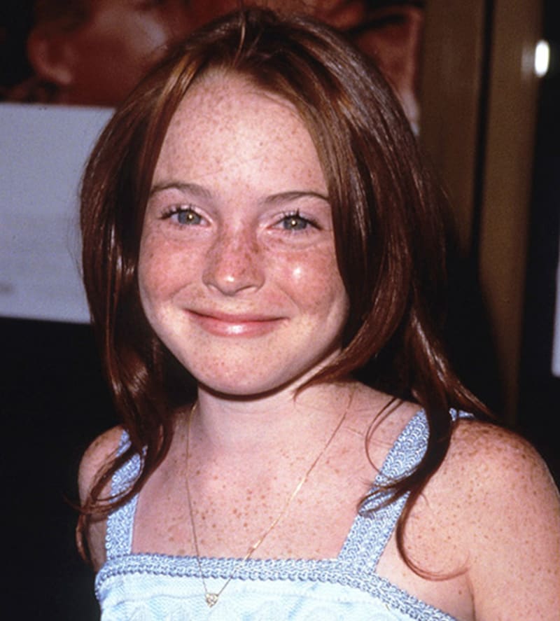 Lindsay Lohan na sebe upoutala pozornost dvojrolí ve filmu Past na rodiče, který měl premiéru v roce 2008