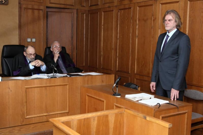 Juraj Semerád u soudu kvůli podjatosti