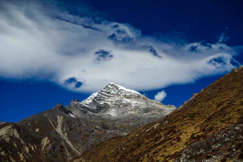 Zajímavé mraky při cestě k Parchamo view lodge, Nepál