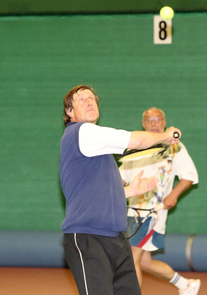 Turnaje osobností VIP Tenis Cupu se zúčastnil i Václav Vydra
