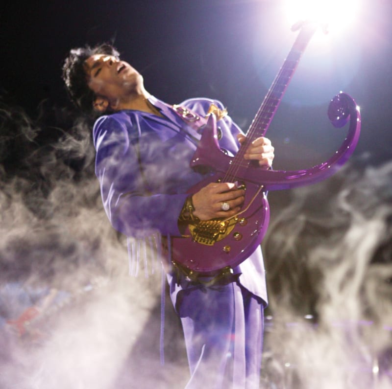 Prince má při hraní na kytaru občas orgasmus