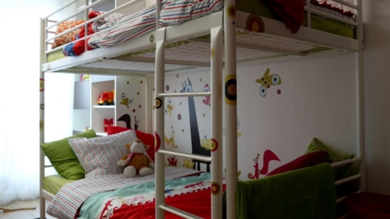 JSSS XII (12), Barevný holčičí pokojíček i ložnice pro rodiče - Obrázek 1