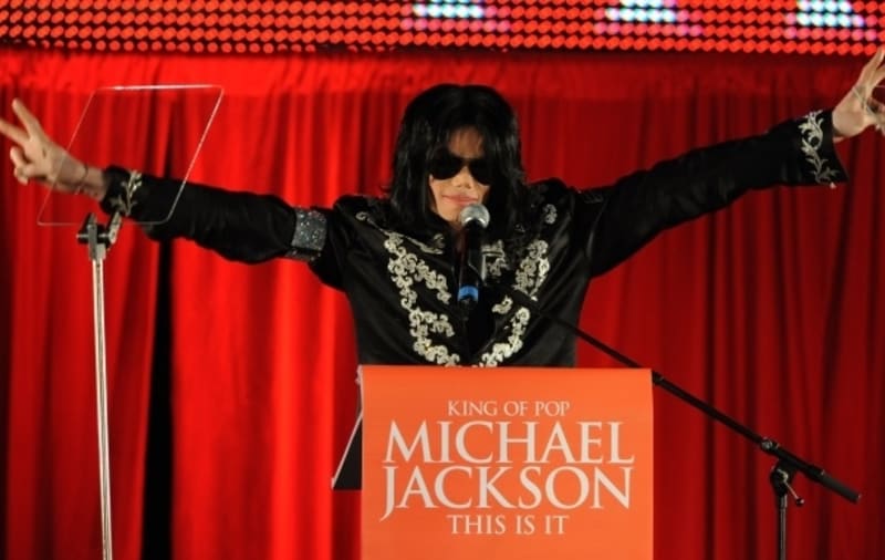 Takto Michael Jackson oznámil, že vyráží na turné.
