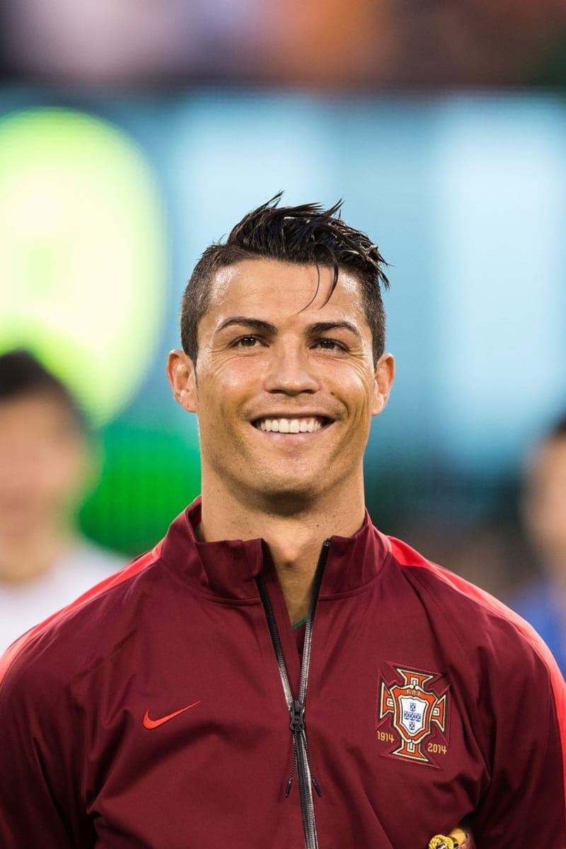 Cristiano Ronaldo je mnoha experty považován za nejlepšího fotbalistu všech dob. 