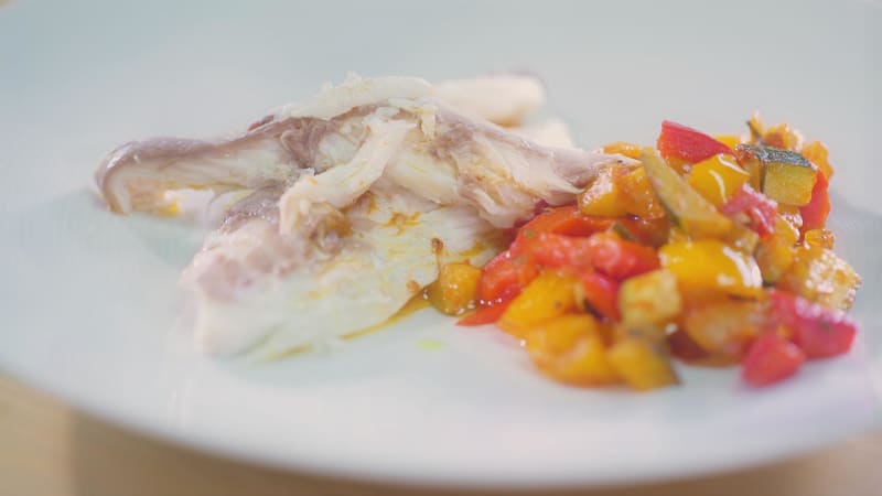 Zkuste pečenou rybu na kajenský způsob nebo salát z papáji podle rozepsaných receptů Zdeňka Pohlreicha