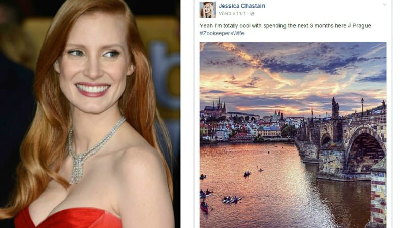 GALERIE: Rusovlasá herecká bohyně Jessica Chastain se na FB chlubí, že točí v Praze. Kde na ni narazíte?