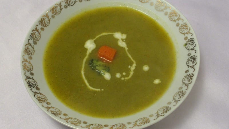Prostřeno: Sestřenčina zeleninová polévka