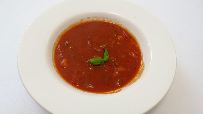 Prostřeno: Tomatová polévka