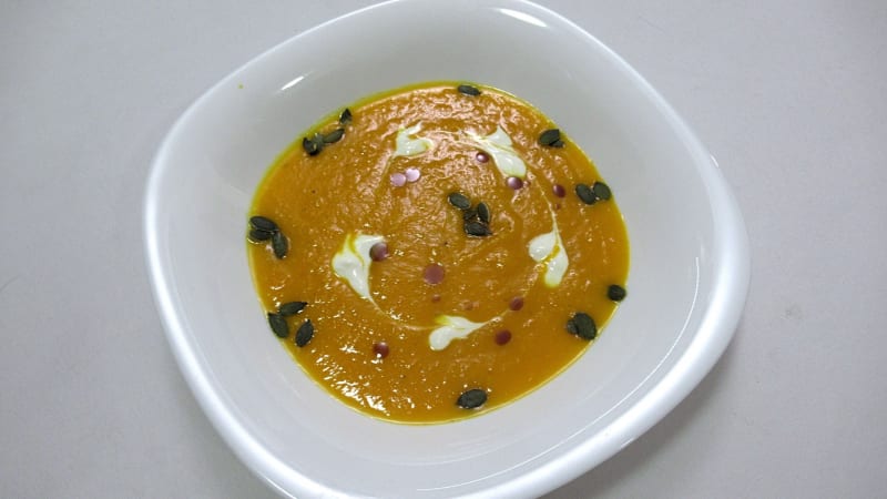 Prostřeno: Pečená Hokkaidó polévka