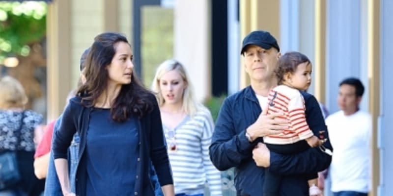 Bruce, jeho žena Emma a roční dcerka Mabel Ray se vydali do Disneylandu