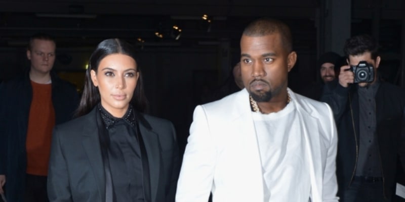 Kim Kardashian a Kanye West jsou novopečení rodiče