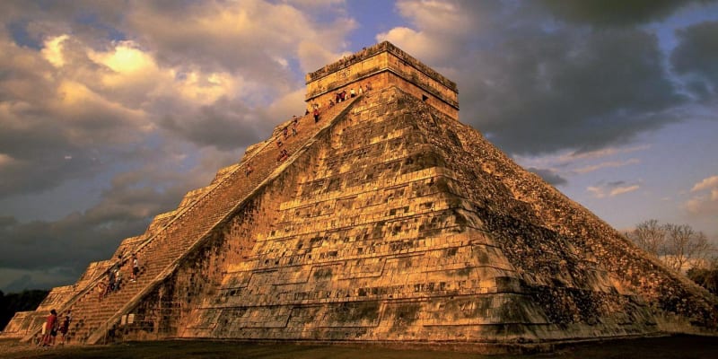Indiánské pyramidy uprostřed mexických pralesů mají dodnes magickou atmosféru FOTO: ESO travel