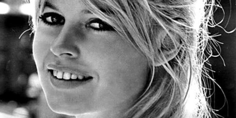 Brigitte Bardot  a její pověstný drdol