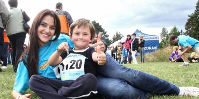 Tanečnice Libuška Vojtková se se synem Matyášem zúčastnila i běžeckého závodu