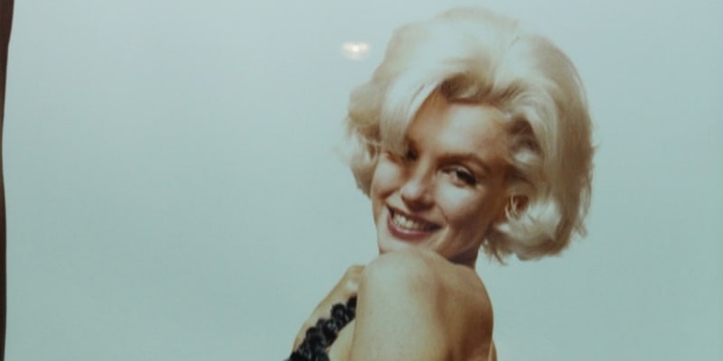 Jeden z vystavených snímků Marilyn Monroe v restauraci Aureole