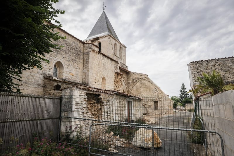 Západ Francie pocítil nezvyklé zemětřesení