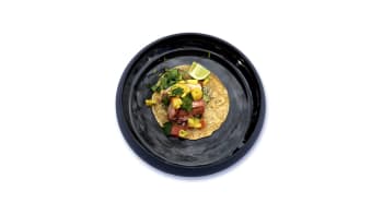 Prostřeno: Tacos Azules Pulpo, Ceviche, guacamole, Chimichurri, pico de gallo