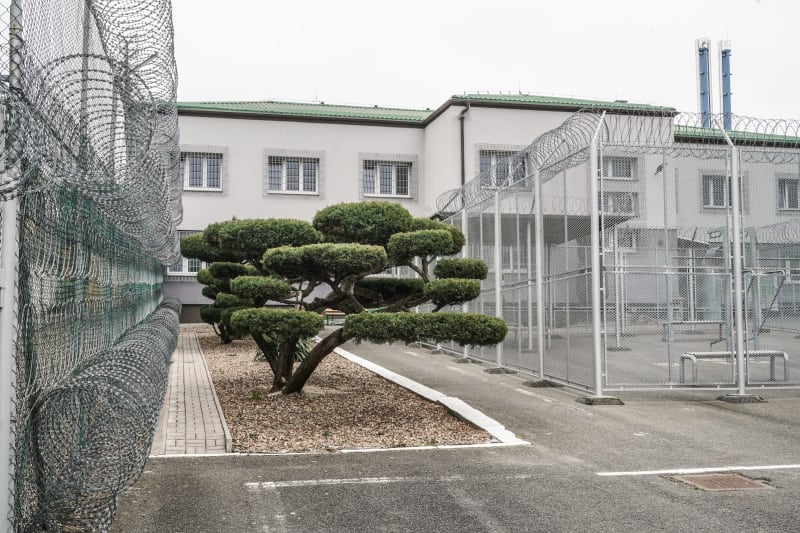 Věznice v Bělušicích, kde bydlí odsouzený Miloslav Širůček.