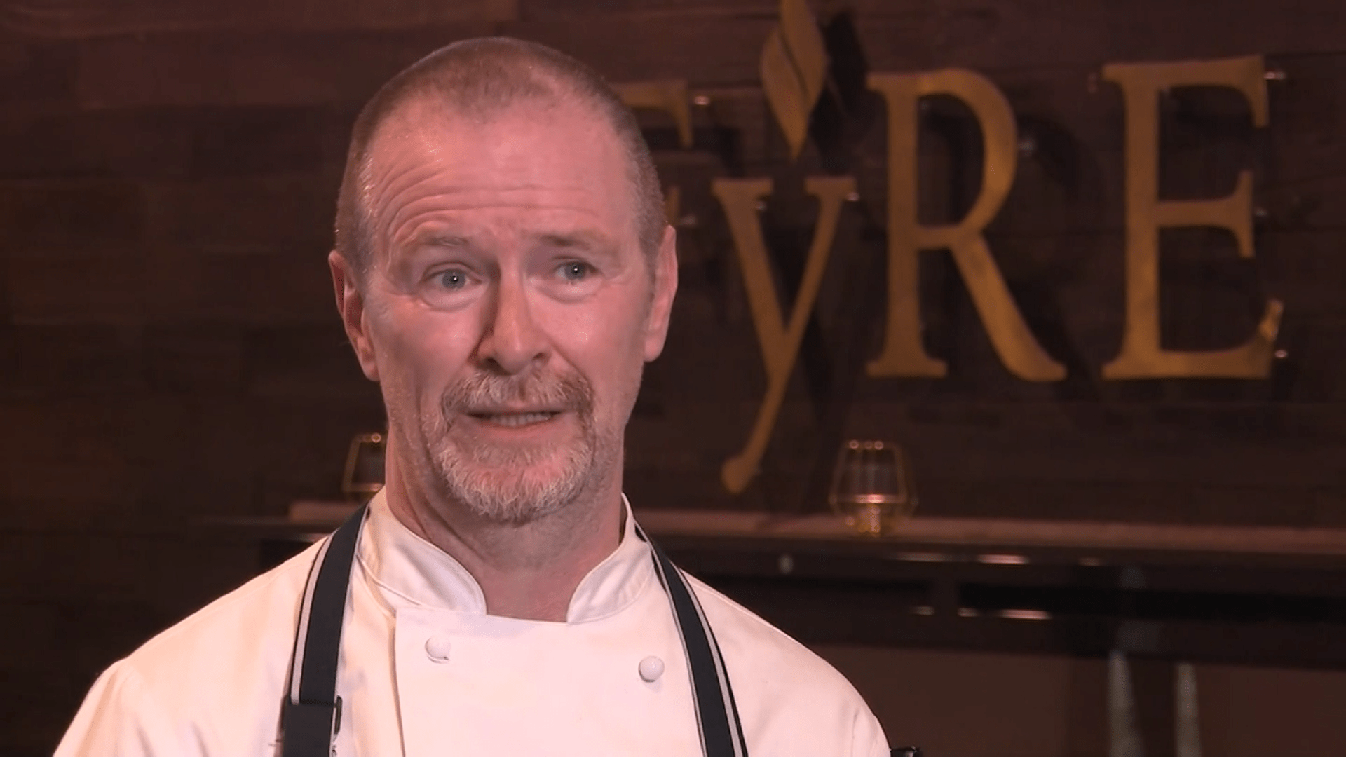 Šéfkuchař John Mountain zakázal veganům vstup do restaurace