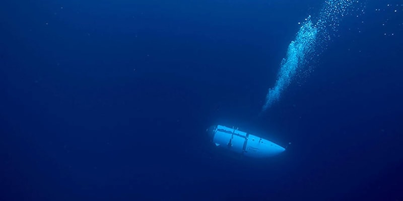 Nezvěstná ponorka Titan společnosti OceanGate Expeditions během klesání k mořskému dnu