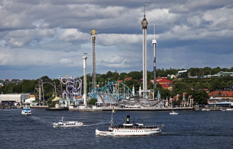 Lunapark je nejstarším a nejoblíbenějším zábavním parkem ve Švédsku.