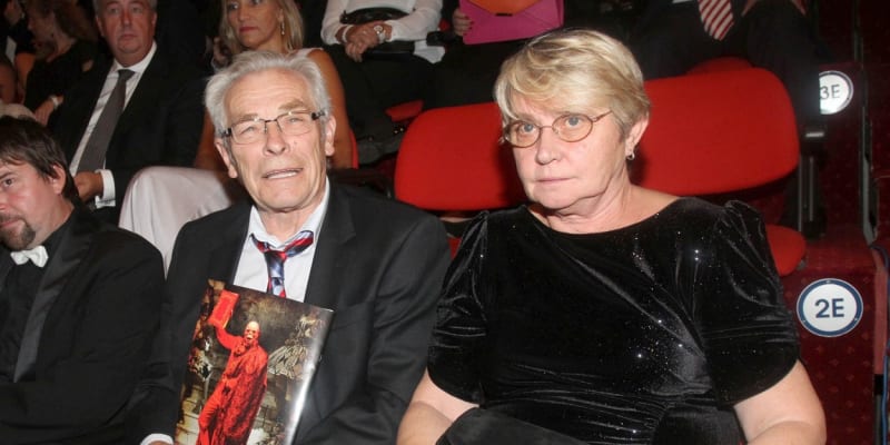 S manželkou Florentinou se Alois Švehlík oženil v roce 1967.