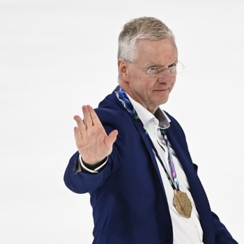 Finský hokejový trenér Kari Jalonen končí na střídačce českého národního týmu.