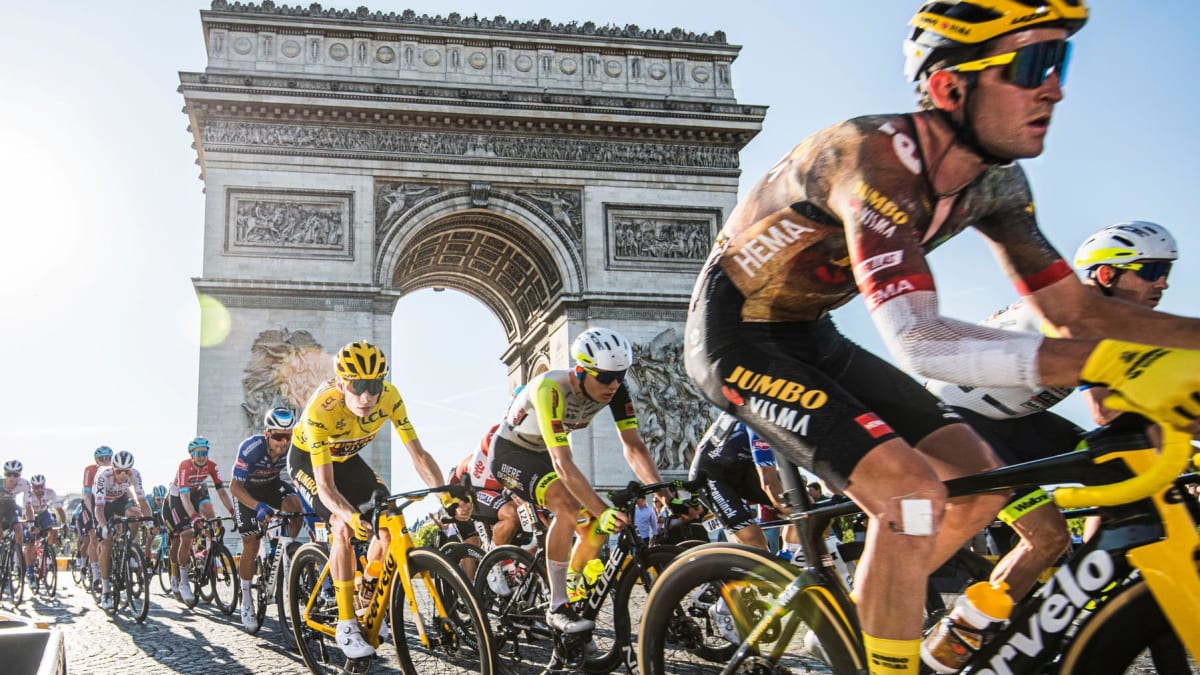 Kdo vystřídá na letošní Tour de France Jonase Vingegaarda, který dominoval v tomto nejslavnějším etapovém cyklistickém závodě vloni?