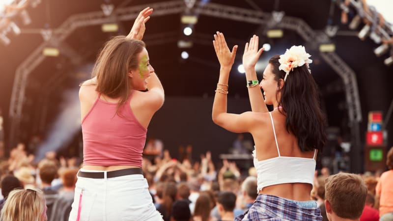 Letní hudební festivaly v roce 2023: Vyberte si z těch nejlepších a vyrazte za zábavou