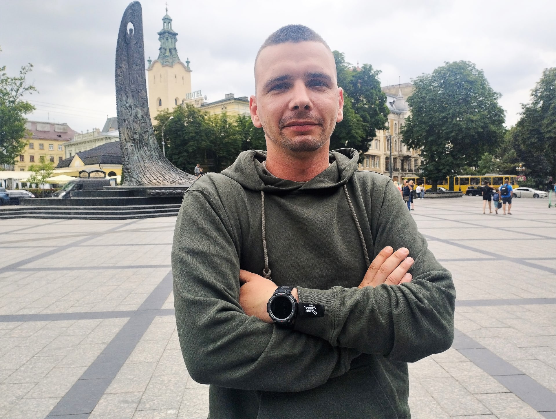28letý Vjačeslav válčí u Bachmutu, teď je na opušťáku ve Lvově.